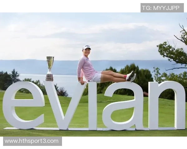 国际足联新规广告牌距离边线需保持1米以降低比赛风险 国际足联新规广告牌距离边线需保持1米以降低比赛风险