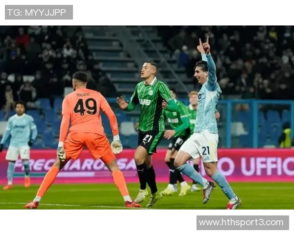 戴维喜获进球助力球队获胜立志在欧冠赛场更进一步