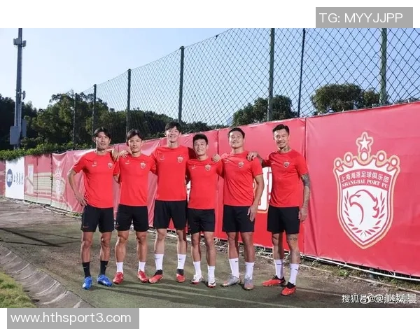 崇明六虎之一吕文君退役后执教海港四度夺中超冠军